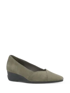 Hot Women Slip-Ons