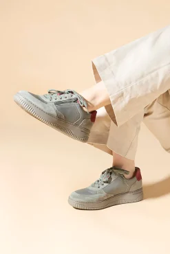 Online Women Sneakers