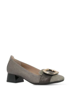 Discount Women Slip-Ons
