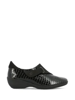 Online Women Slip-Ons