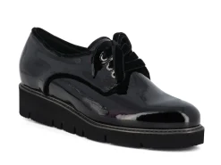 Women Lace-Ups