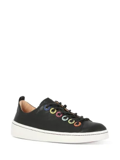 Online Women Sneakers