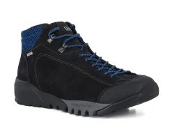 Hot Lace-Ups